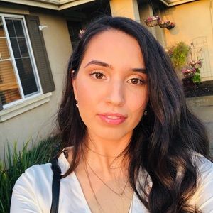 Meet your Posher, Janellie